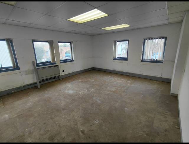 1,841M² OFFICE TO LET IN RANDJESPARK